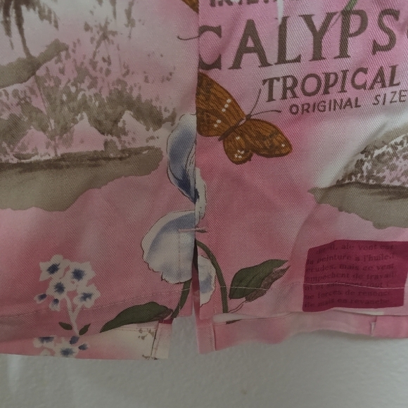 Pink Floral Sleeveless Blouse - Picture 4 of 7